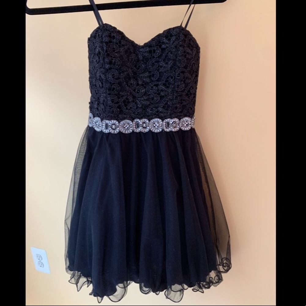 Juniors Dress